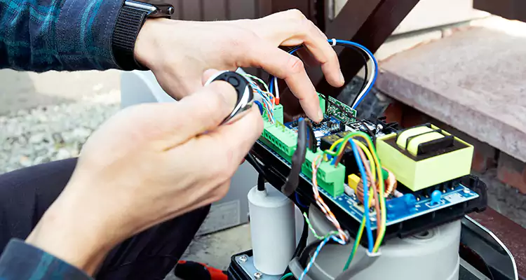 Automatic Driveway Gate Repair in Altamonte Springs, FL