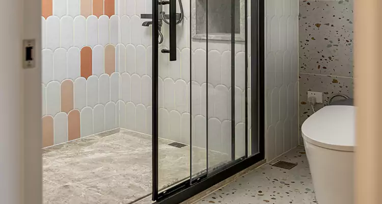 Sliding Shower Door Repair in Altamonte Springs, FL