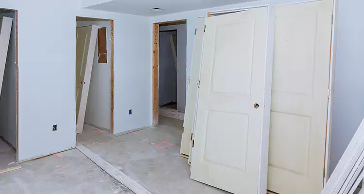 Broken Door Frame Repair in Altamonte Springs, FL