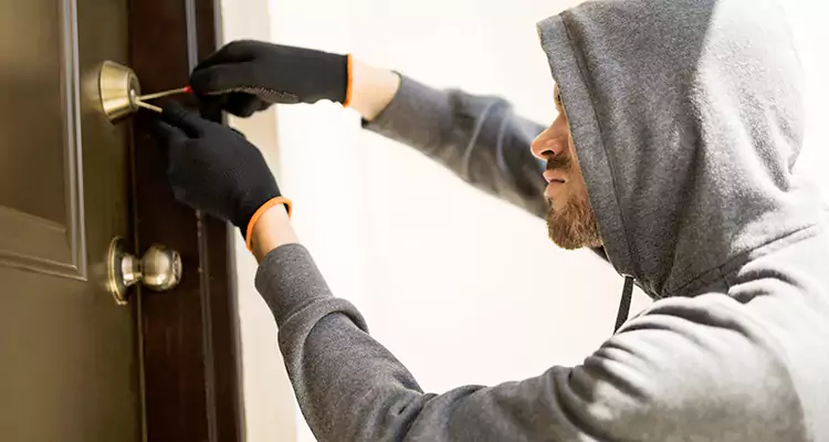 Emergency Motel Lock Repairs—Available 24/7 in Altamonte Springs, FL